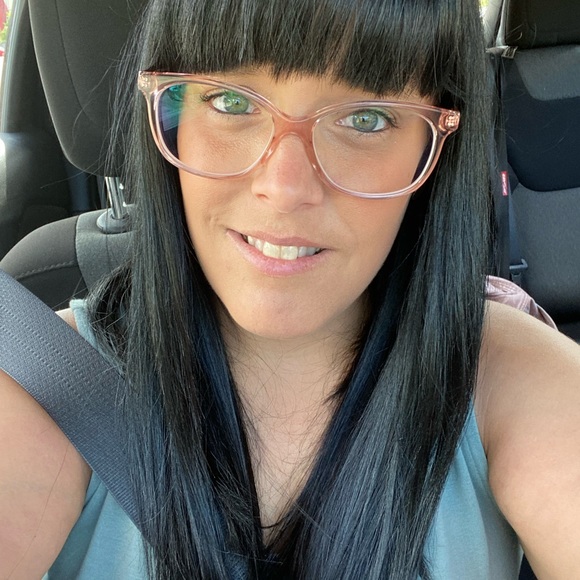 Meet your Posher, Vanessa - Picture 9 of 9